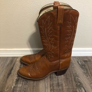 Women’s Dan Post Cowboy Boots